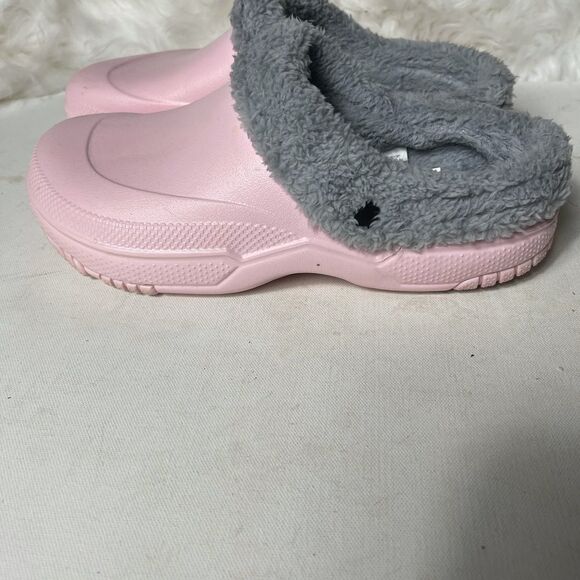 pink clogs with faux fur lining size m9/w10 pre owned - Picture 1 of 6